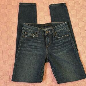 Joe’s Curvy Skinny mid rise